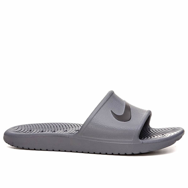 chinelo nike cinza